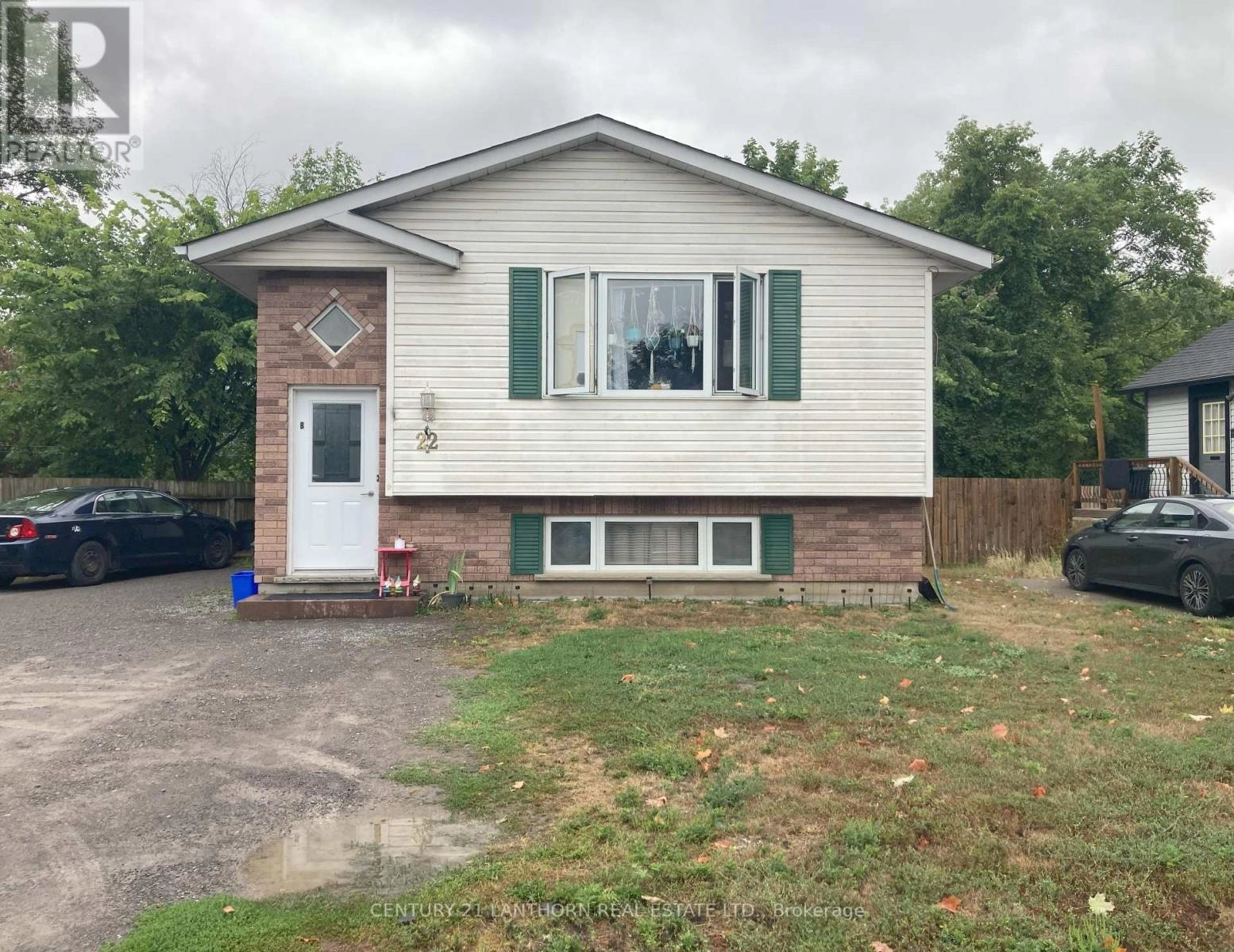 22 Water Street, Quinte West, Ontario  K8V 4L9 - Photo 1 - X12356648