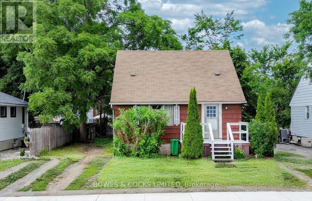 722 Gillespie Avenue, Peterborough, Ontario  K9J 4B7 - Photo 1 - X12357472