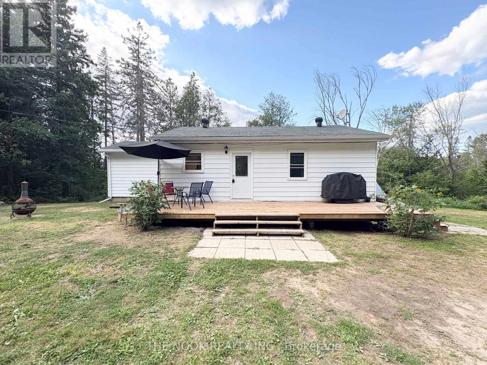 7598 Rd 509 Road, Frontenac, Ontario  K0H 2M0 - Photo 1 - X12358149