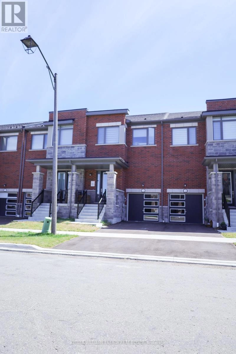 1064 Lockie Drive, Oshawa, Ontario  L1L 0R9 - Photo 1 - E12359370