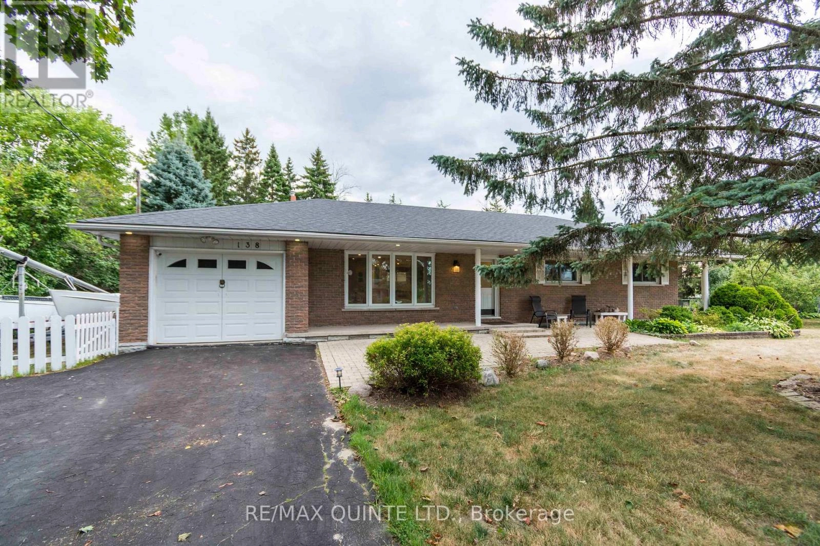 138 BURNS AVENUE, Quinte West, Ontario
