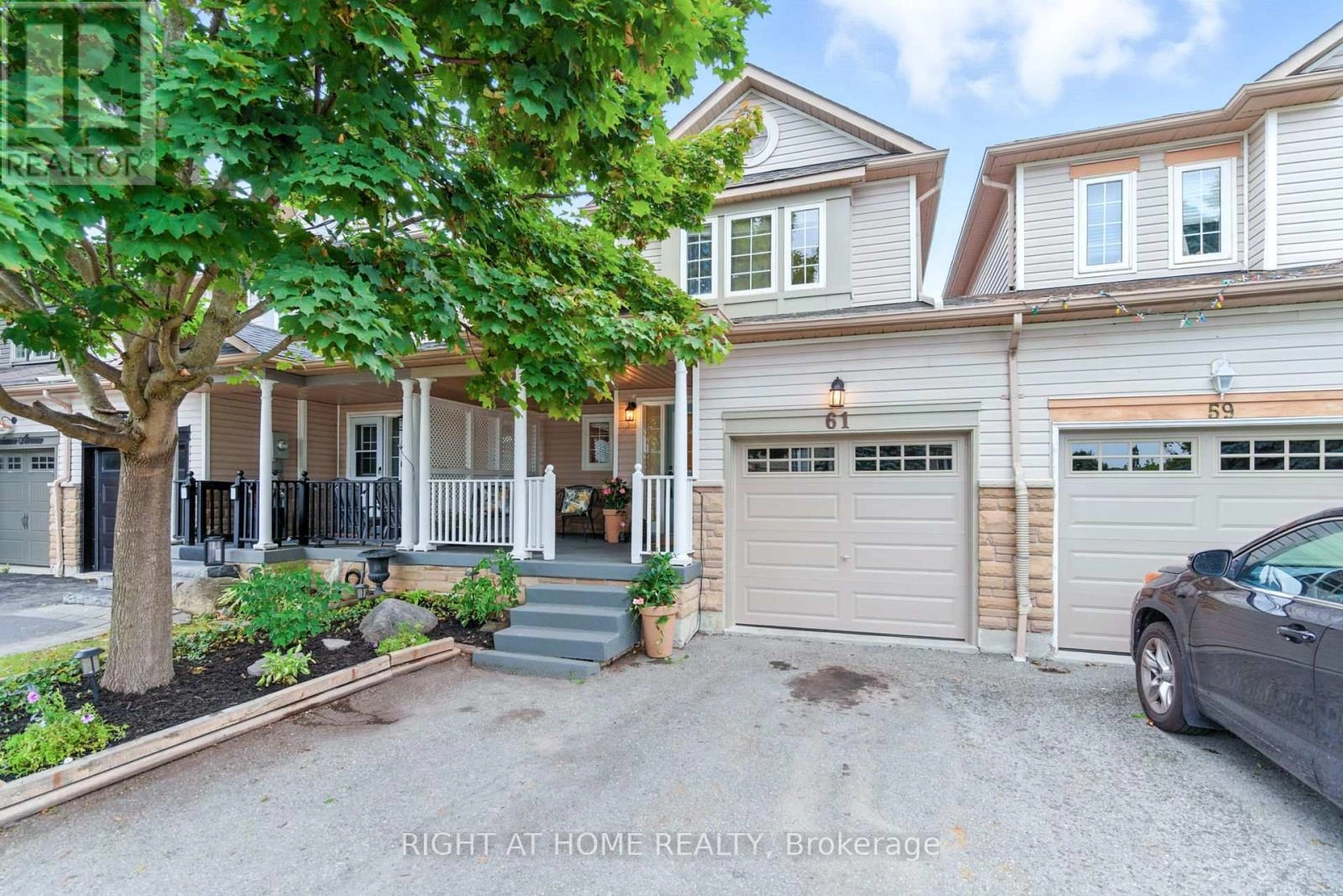 61 Corianne Avenue, Whitby, Ontario  L1M 2J2 - Photo 2 - E12359932