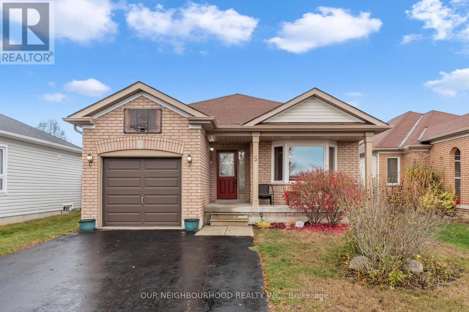 5 Snell Court, Port Hope, Ontario  L1A 0A6 - Photo 1 - X12360040