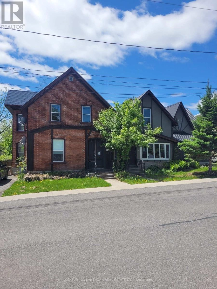 88 - 86 - 88 West Street S, Greater Napanee, Ontario  K7R 2P2 - Photo 1 - X12360170