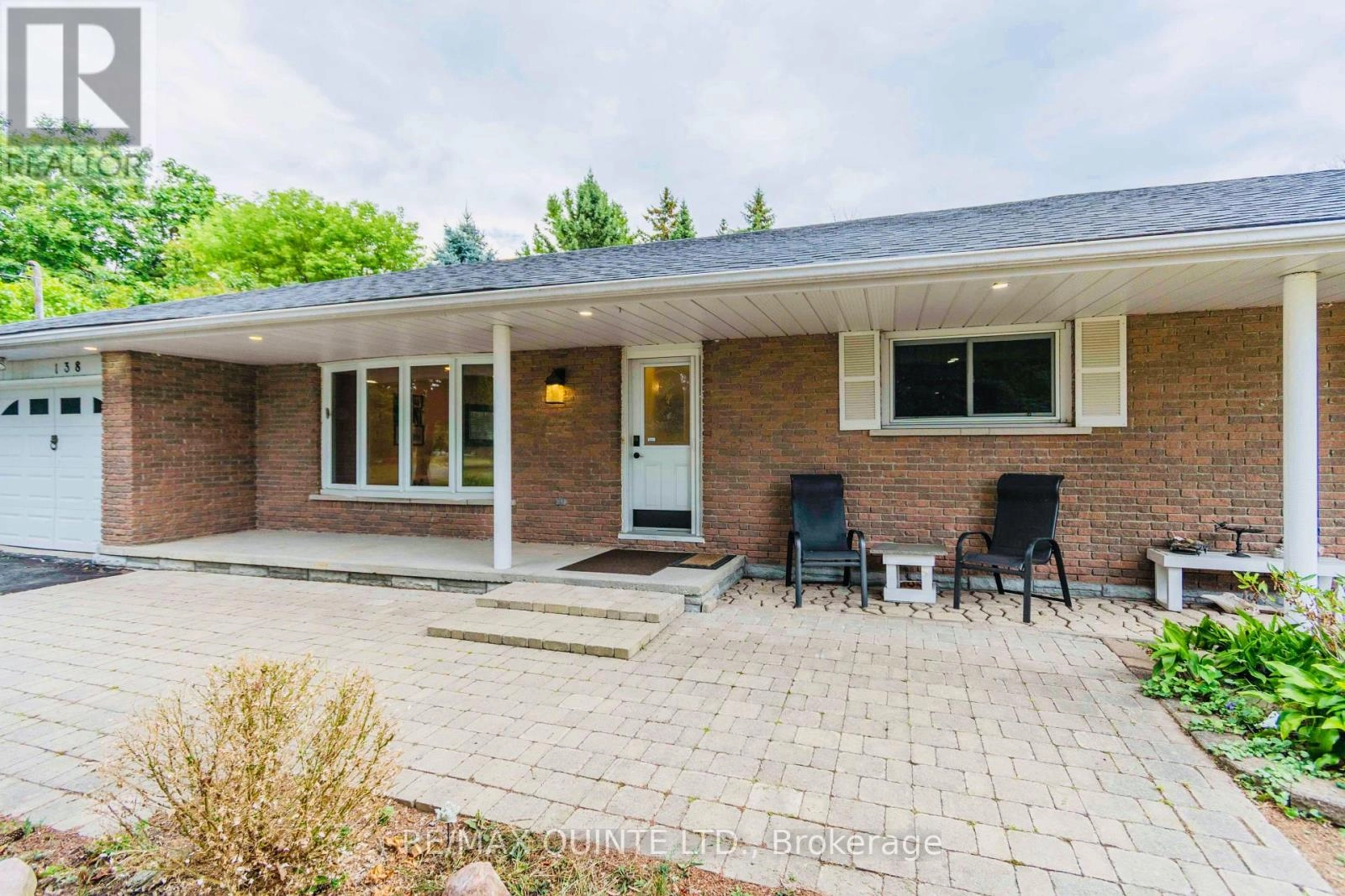 138 Burns Avenue, Quinte West, Ontario  K8R 1G3 - Photo 2 - X12359901