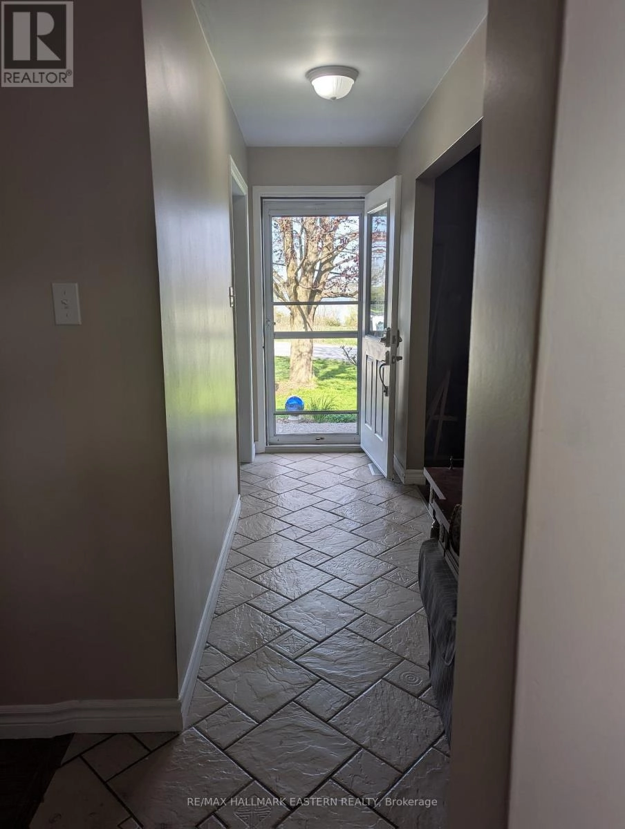 352 Peregrine Road, Selwyn, Ontario  K9J 6X2 - Photo 2 - X12320677