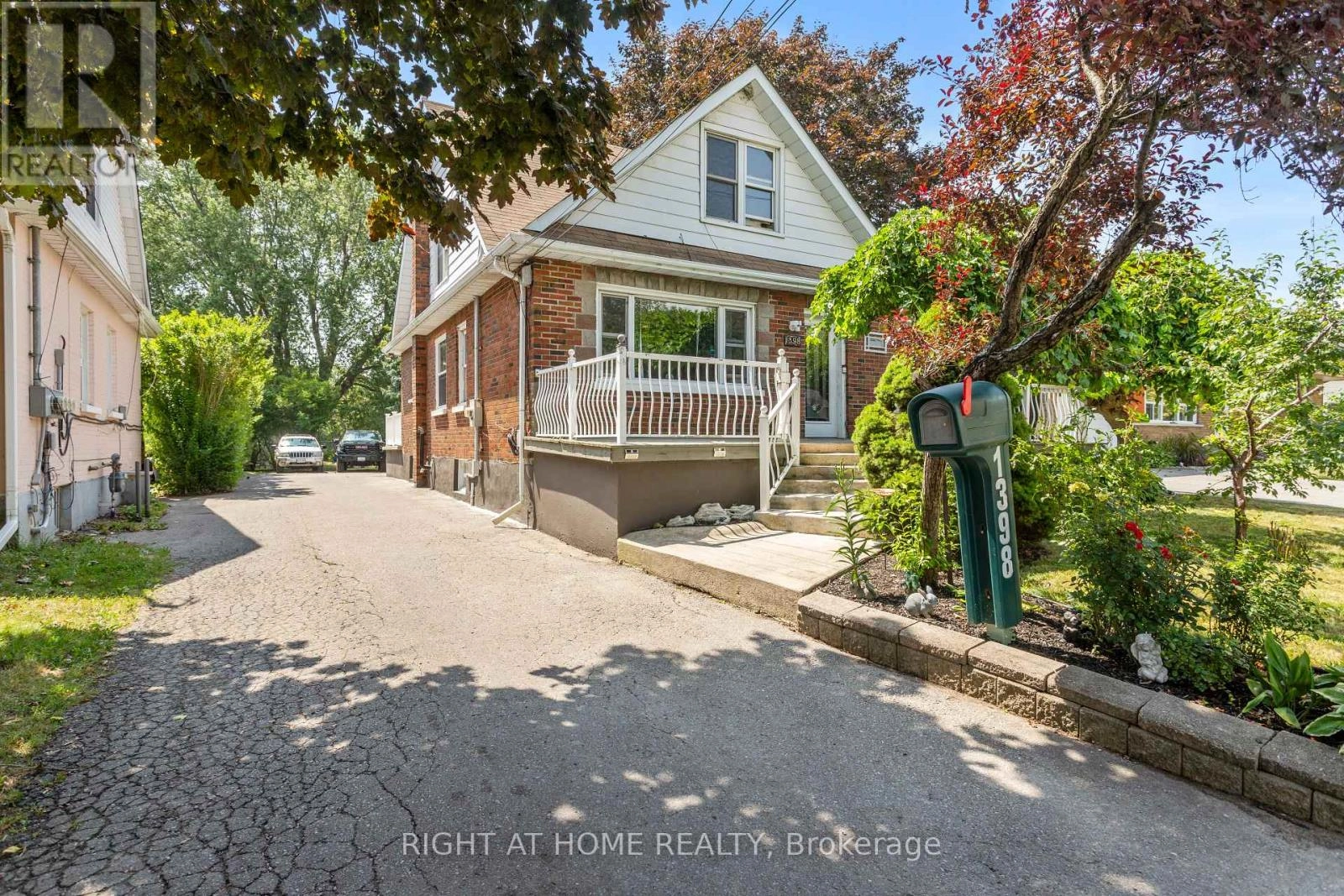 1398 Simcoe Street S, Oshawa, Ontario  L1H 4M4 - Photo 1 - E12362510