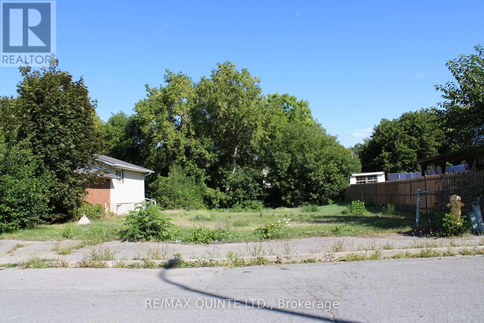 2 Panelas Crescent, Quinte West, Ontario  K8V 6A4 - Photo 1 - X12362857