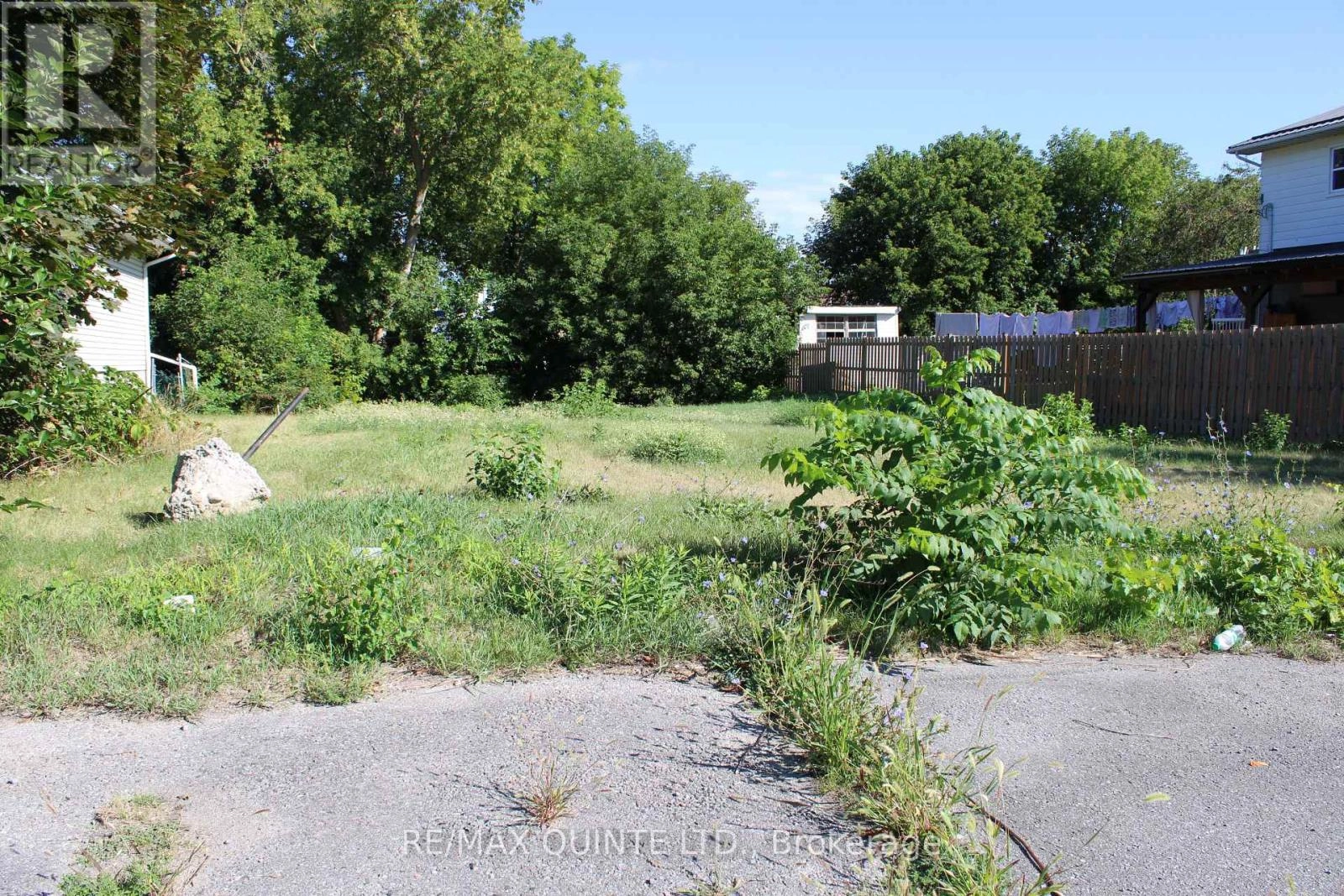 2 Panelas Crescent, Quinte West, Ontario  K8V 6A4 - Photo 3 - X12362857