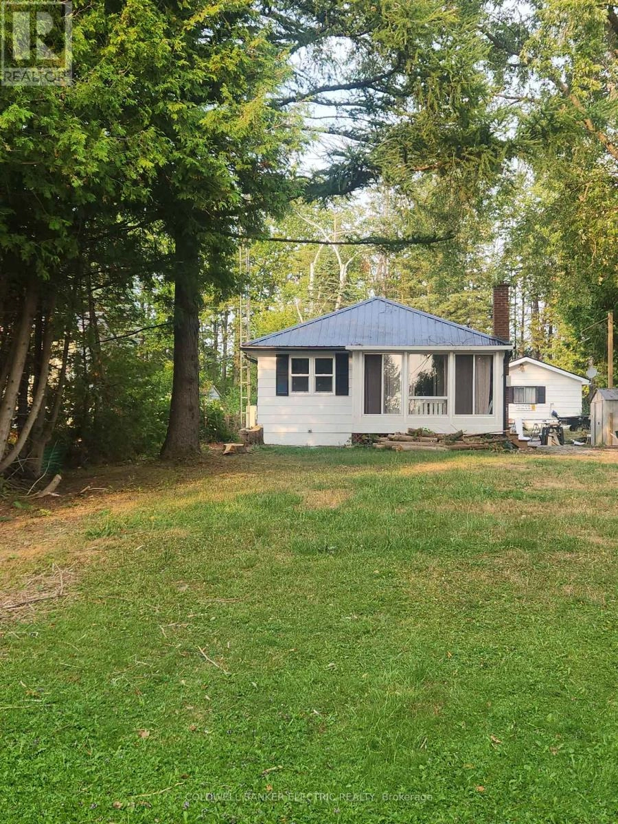 48 Hargrave Road, Kawartha Lakes, Ontario  K0M 2B0 - Photo 1 - X12362350