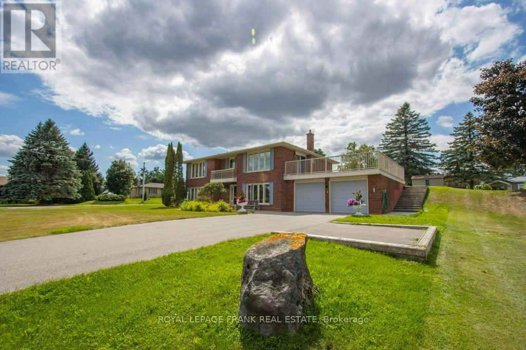 357 The Captains Corners, Kawartha Lakes, Ontario  K0M 1A0 - Photo 3 - X12363312