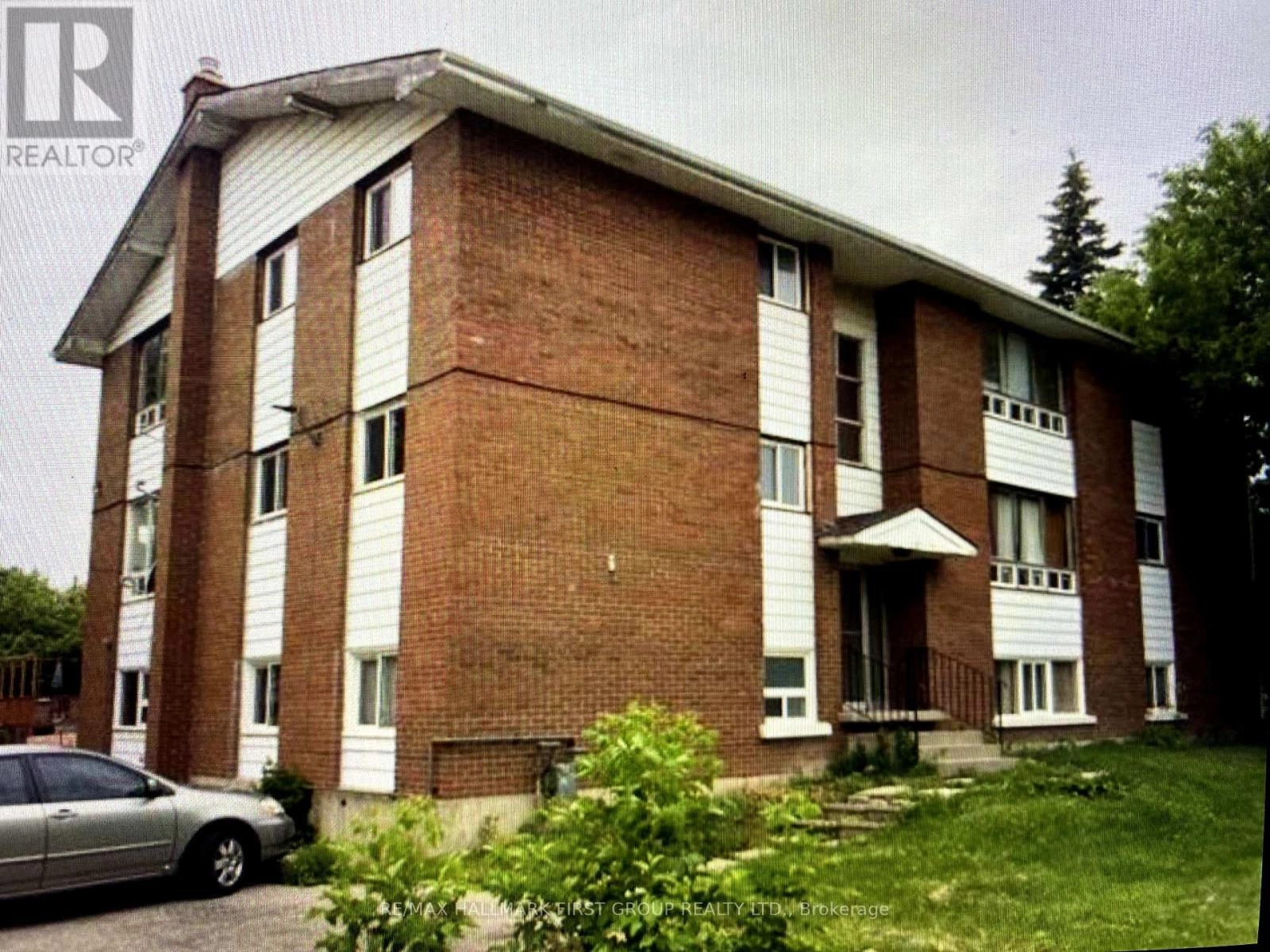 11 Fairbanks Street, Oshawa, Ontario  L1H 2L7 - Photo 2 - E12363002