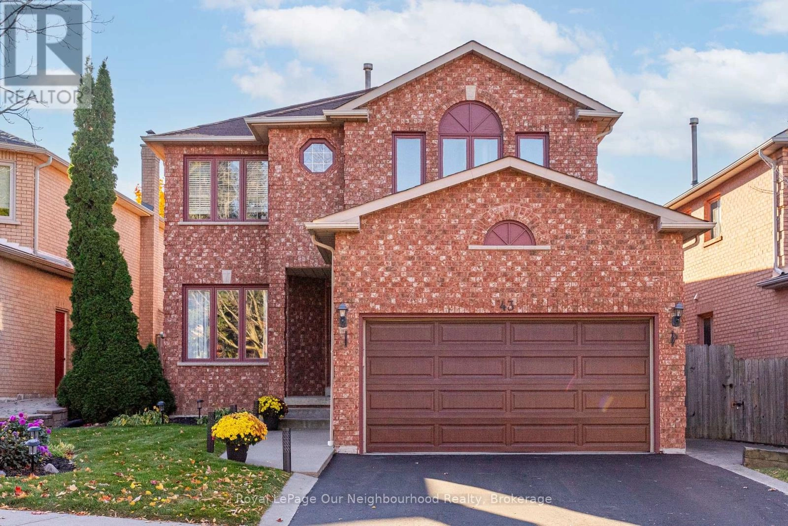 43 Ringwood Drive, Whitby, Ontario  L1R 1Y7 - Photo 1 - E12363588