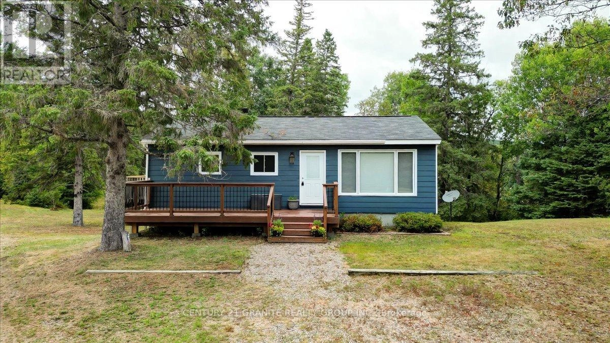29941 Hwy 62 N, Hastings Highlands, Ontario  K0L 1C0 - Photo 3 - X12359058