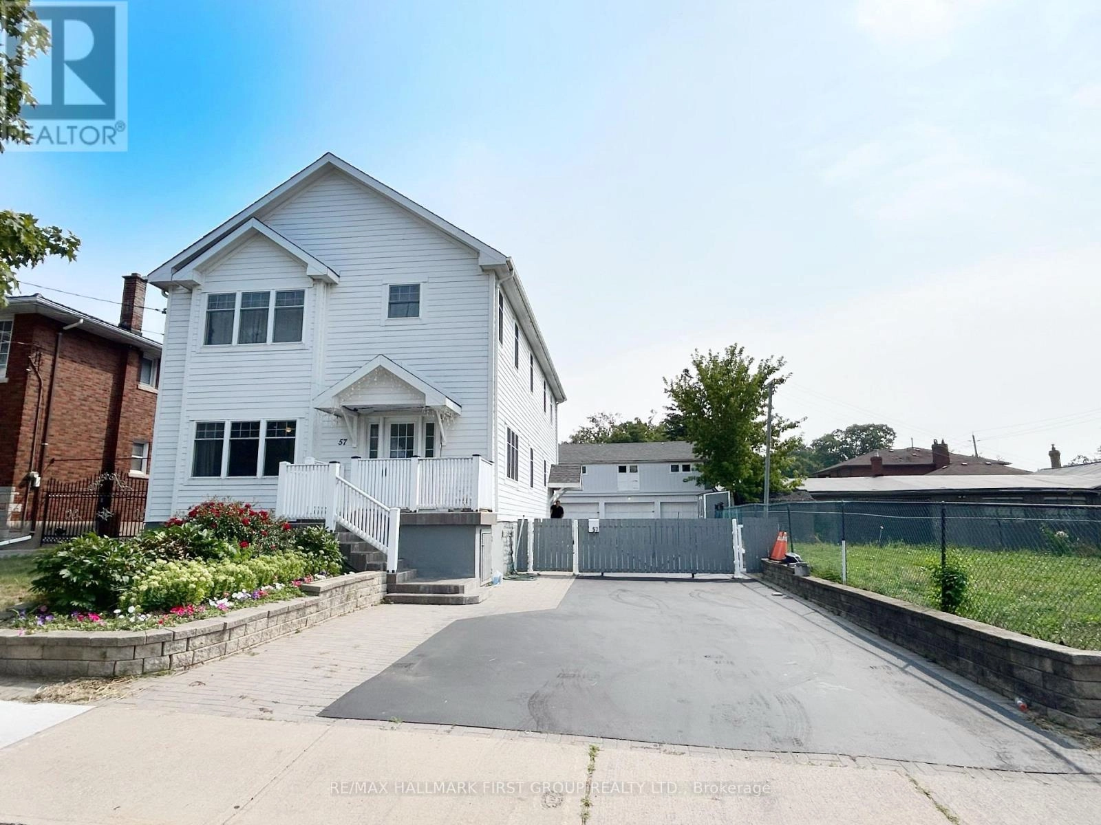 57 Wendell Avenue, Toronto, Ontario  M9N 3K8 - Photo 2 - W12363832