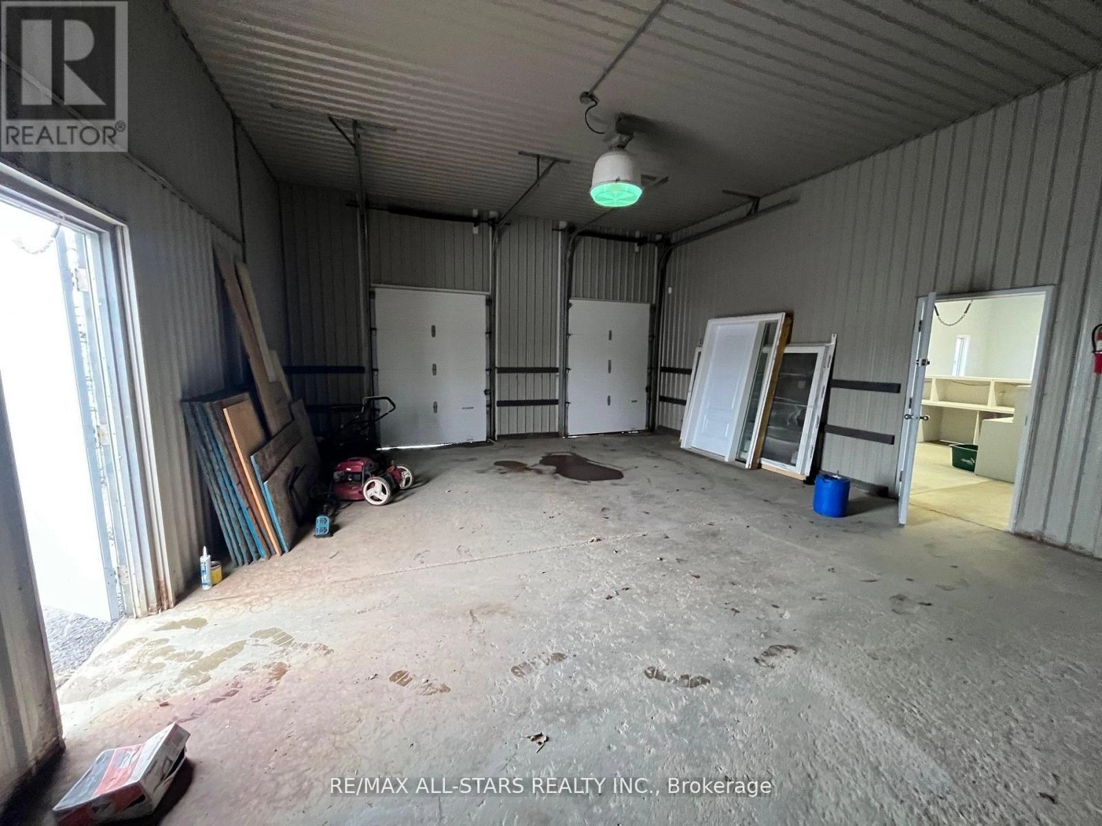 9 Callaghan's Road, Kawartha Lakes, Ontario  K9V 4R4 - Photo 4 - X12363949