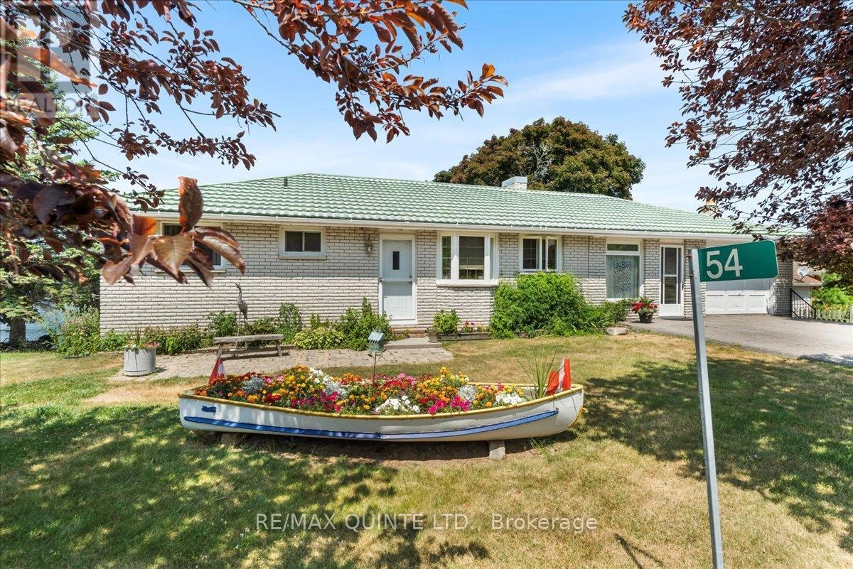 54 Cedar Lane, Prince Edward County, Ontario  K0K 2T0 - Photo 3 - X12299728
