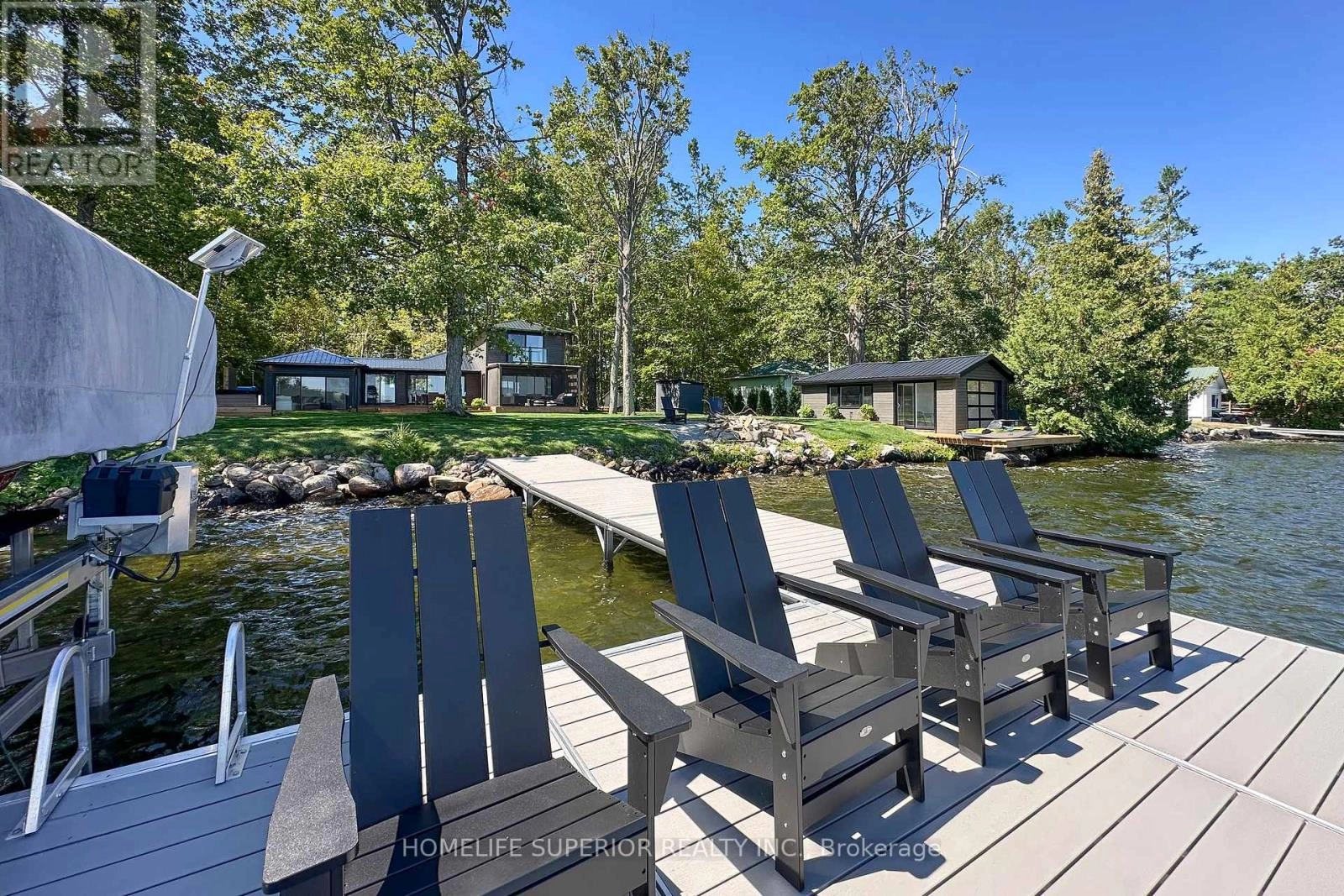 110 WEST BAY BOULEVARD, Kawartha Lakes, Ontario