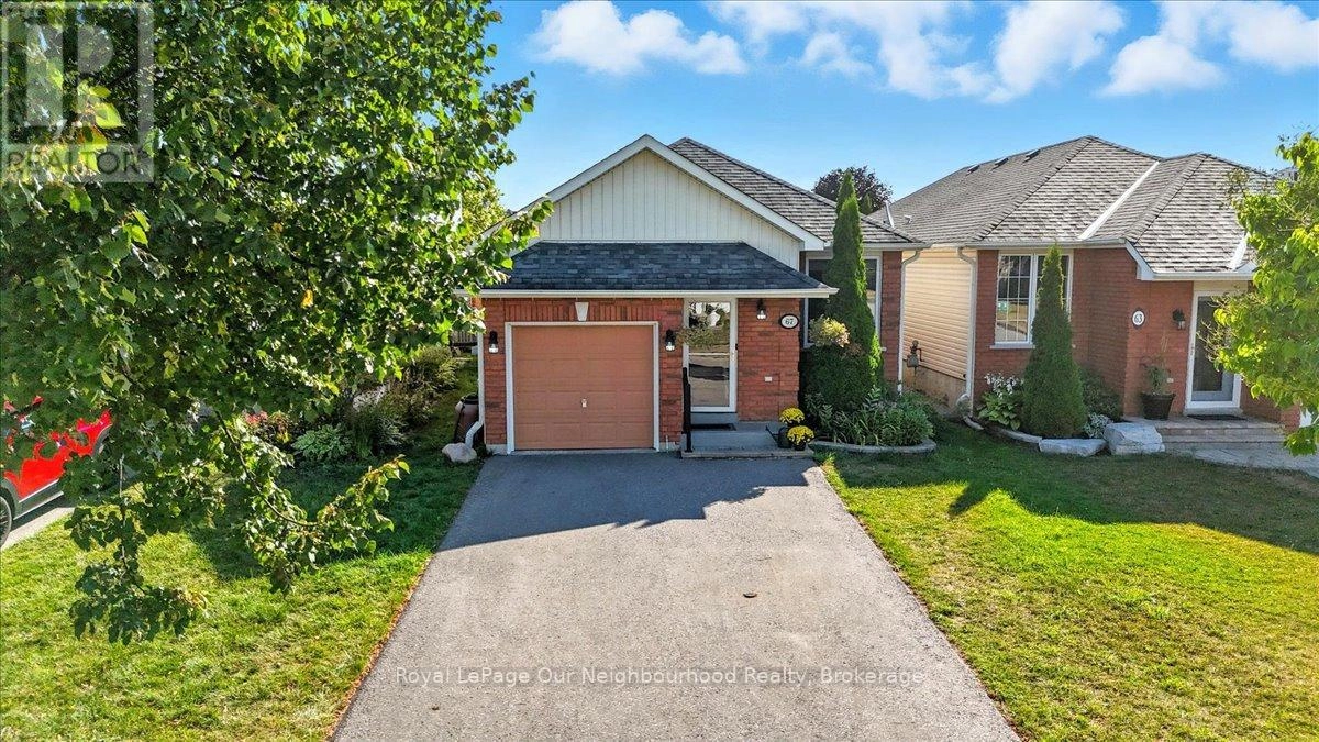 67 Harmer Drive, Clarington, Ontario  L1B 1P7 - Photo 2 - E12364413