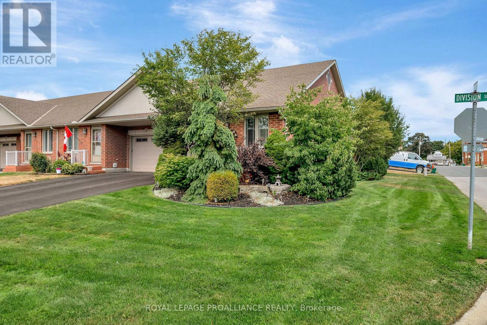 27 Division Street N, Brighton, Ontario  K0K 1H0 - Photo 2 - X12364680