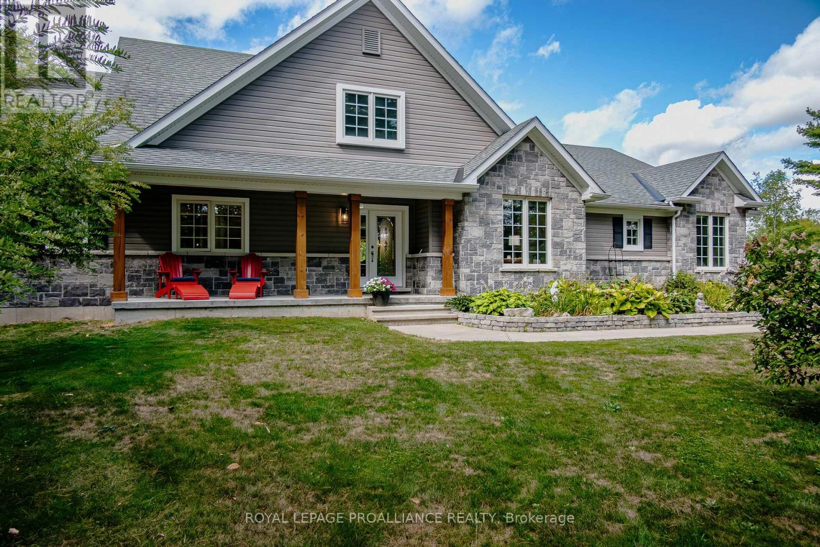 770 Victoria Street N, Tweed, Ontario  K0K 3J0 - Photo 3 - X12364878
