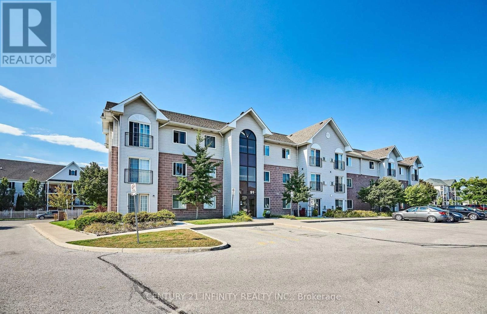 306 - 91 Aspen Springs Drive, Clarington, Ontario  L1C 5J9 - Photo 1 - E12365090