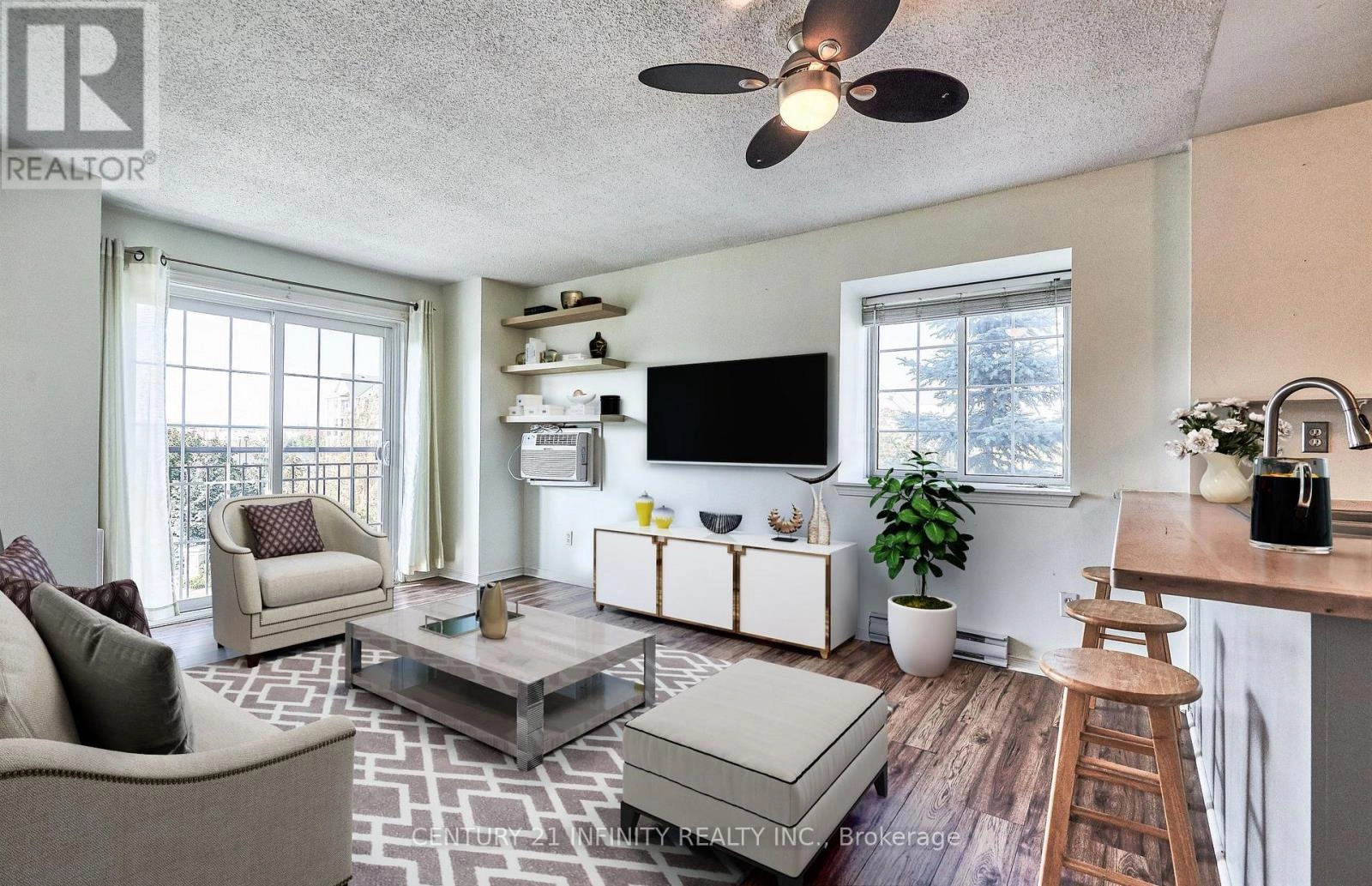 306 - 91 Aspen Springs Drive, Clarington, Ontario  L1C 5J9 - Photo 2 - E12365090