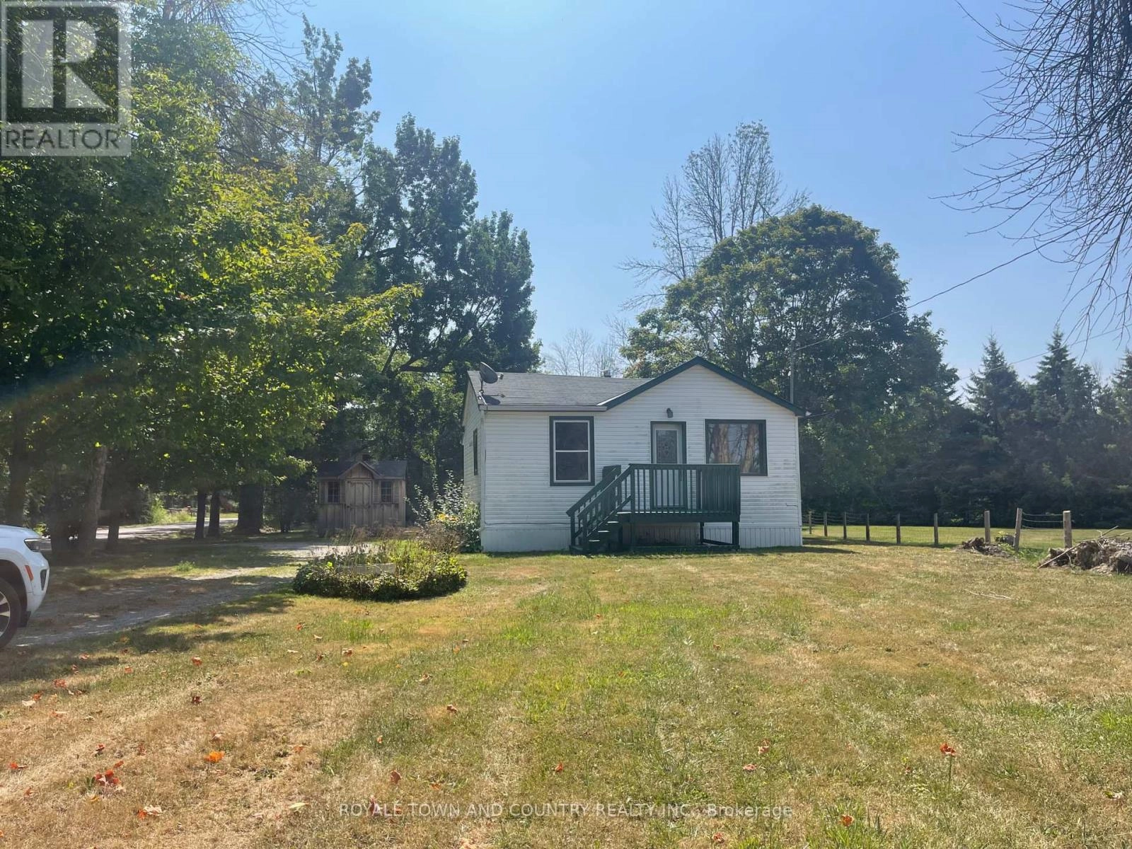 2 OSBORNE STREET, Kawartha Lakes, Ontario