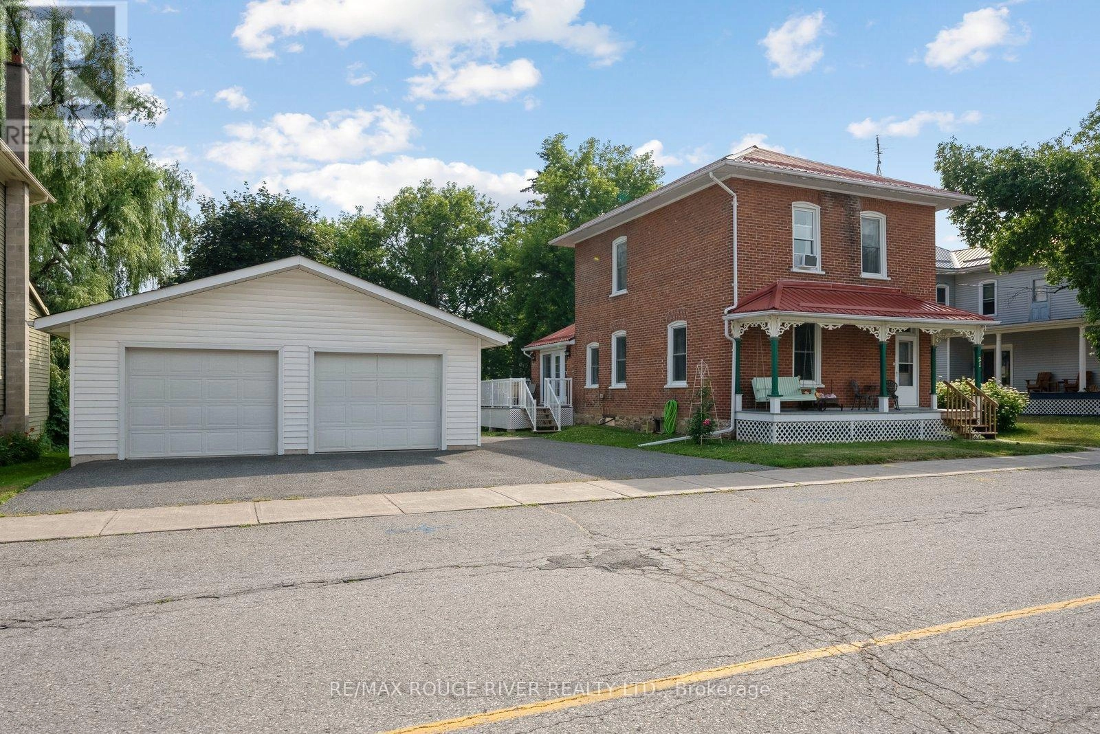 21 Centre Avenue, Trent Hills, Ontario  K0L 1L0 - Photo 3 - X12282157