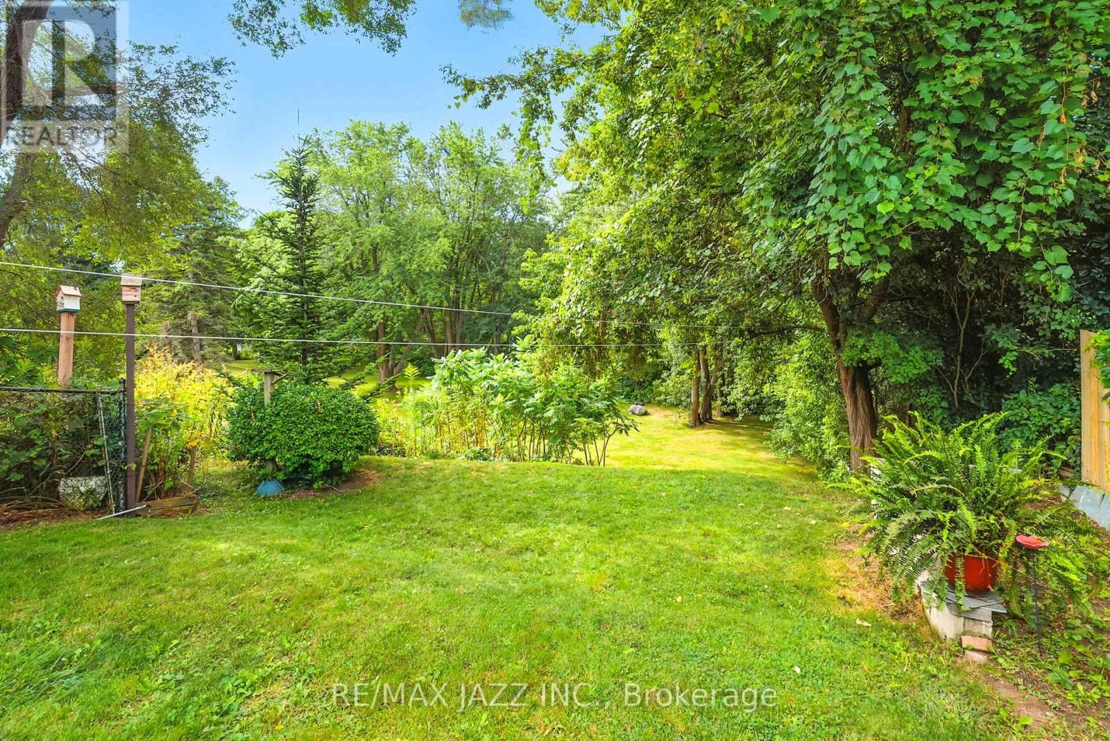 230 Lorindale Drive, Oshawa, Ontario  L1H 6X4 - Photo 3 - E12353304