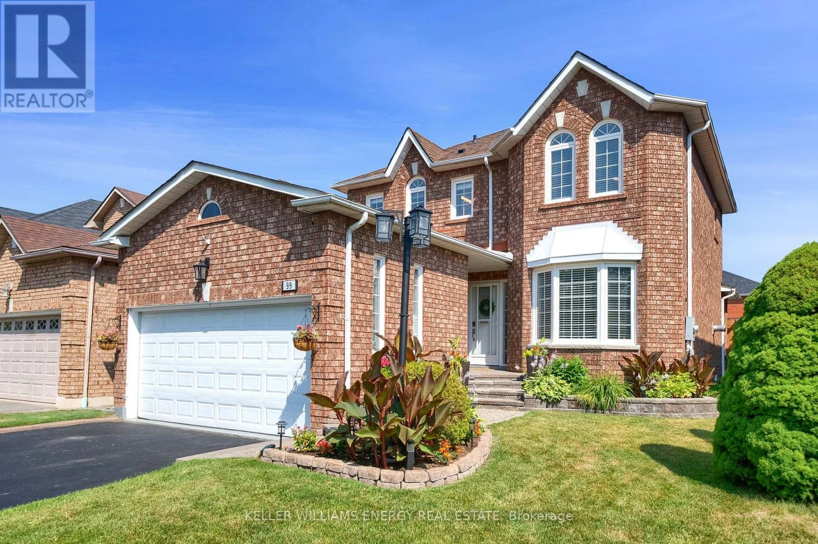 99 Parnell Crescent, Whitby, Ontario  L1R 1X1 - Photo 2 - E12366394