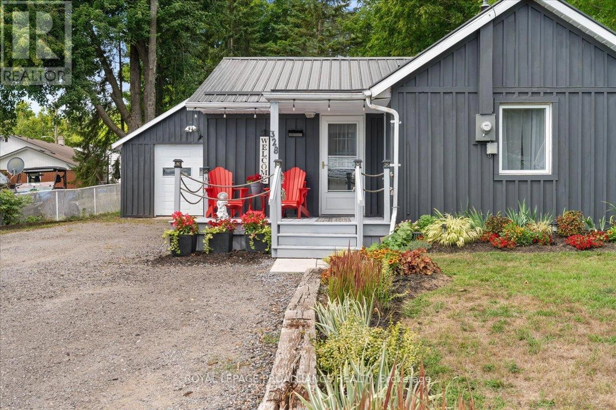328 Park Avenue, Tweed, Ontario  K0K 3J0 - Photo 3 - X12366566