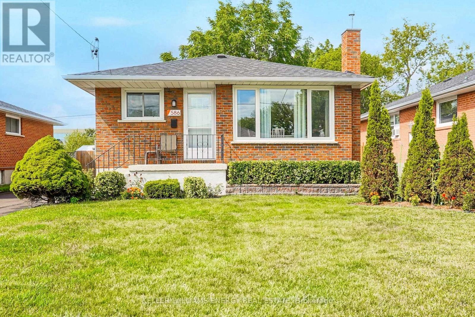 586 Montcalm Avenue, Oshawa, Ontario  L1J 2H1 - Photo 2 - E12367090