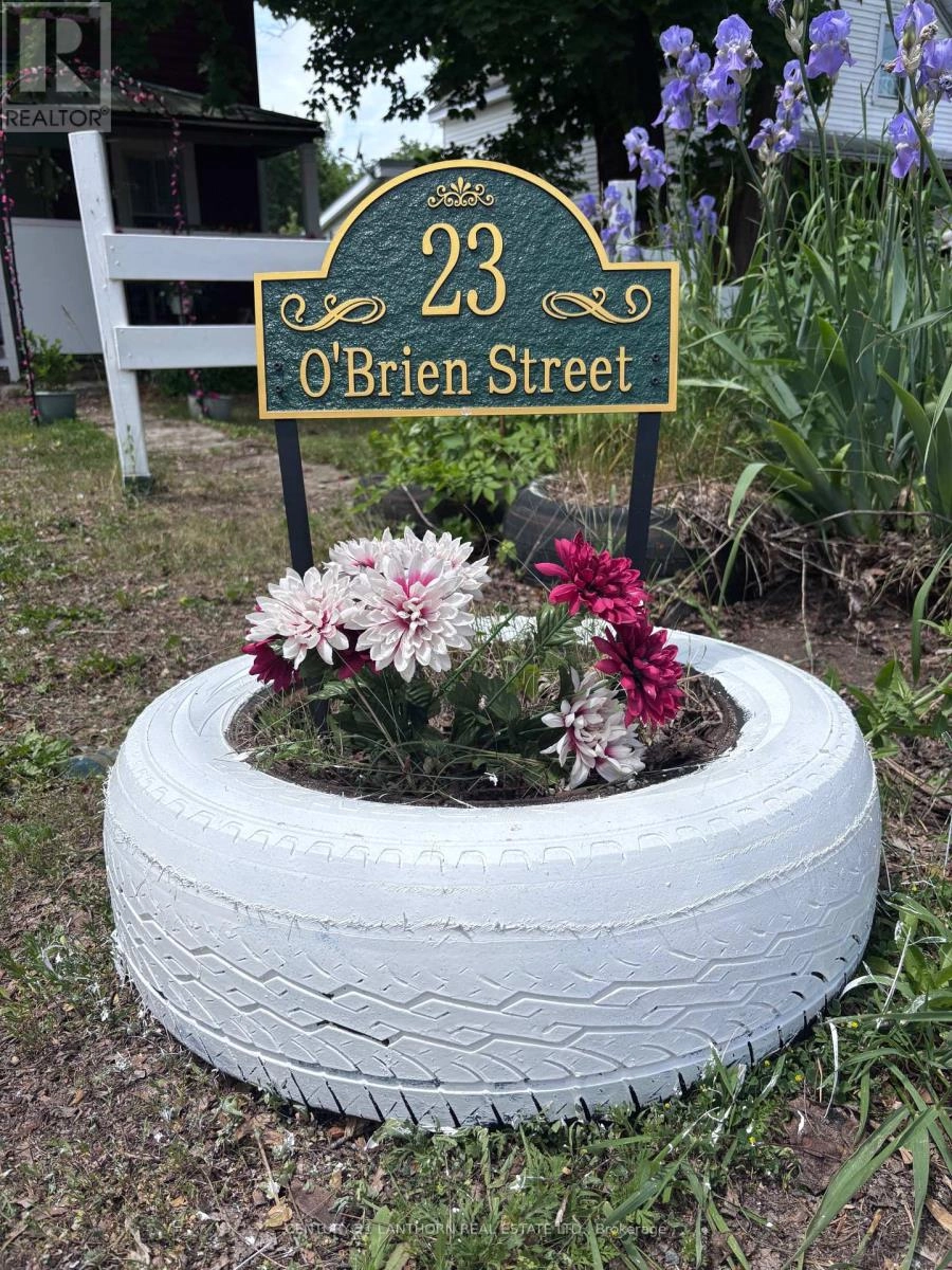 23 O'brien Street, Marmora And Lake, Ontario  K0K 2M0 - Photo 2 - X12224942