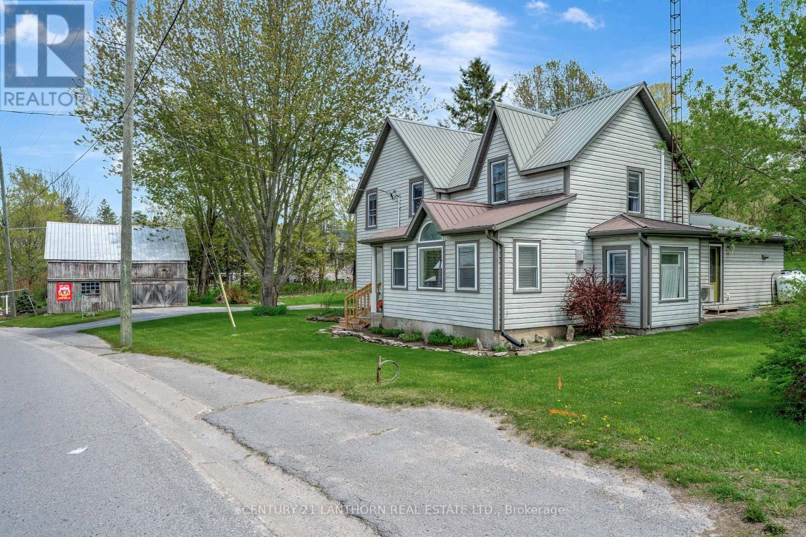 1647 County 10 Road, Prince Edward County, Ontario  K0K 1P0 - Photo 3 - X12369395
