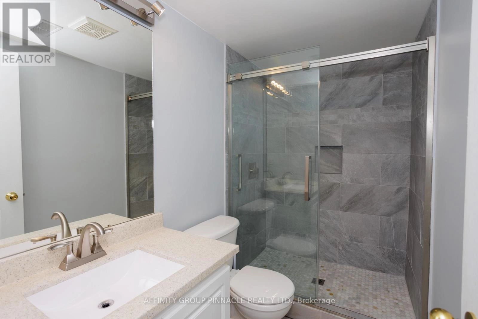 3 Dormer Road, Kawartha Lakes, Ontario K9V 6H8 - Photo 41 - X12370705