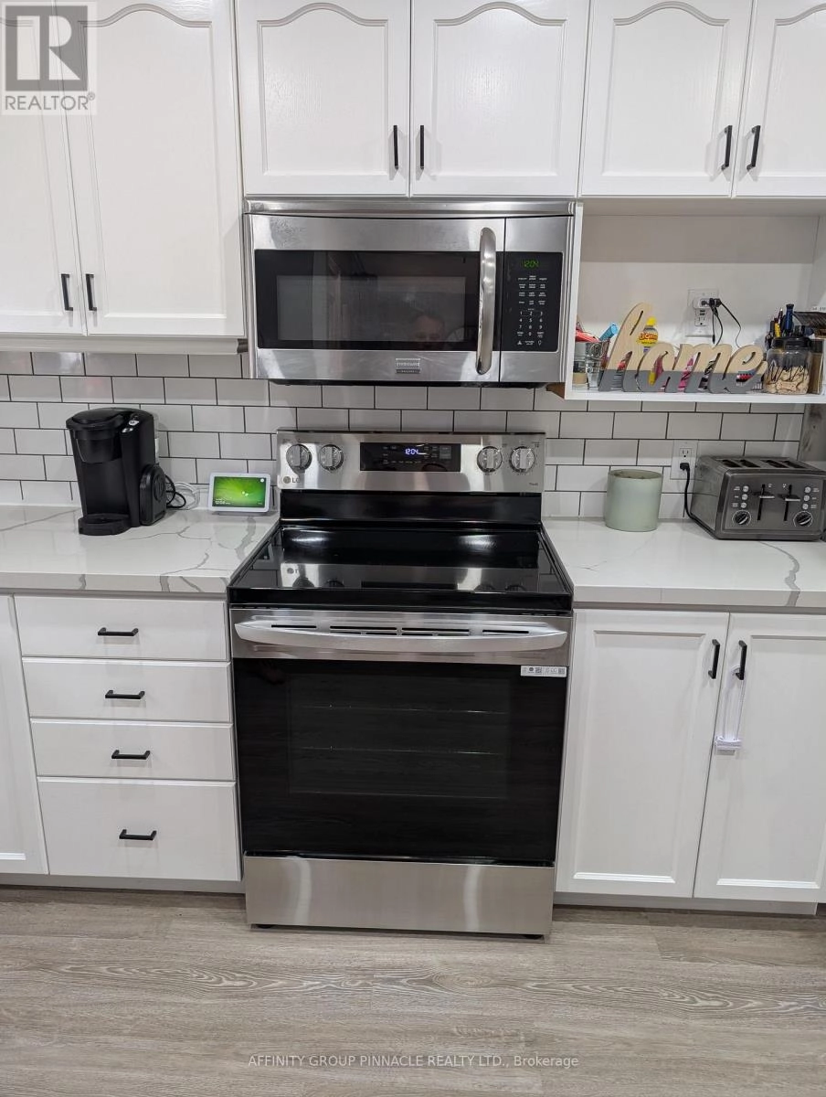 3 Dormer Road, Kawartha Lakes, Ontario K9V 6H8 - Photo 7 - X12370705