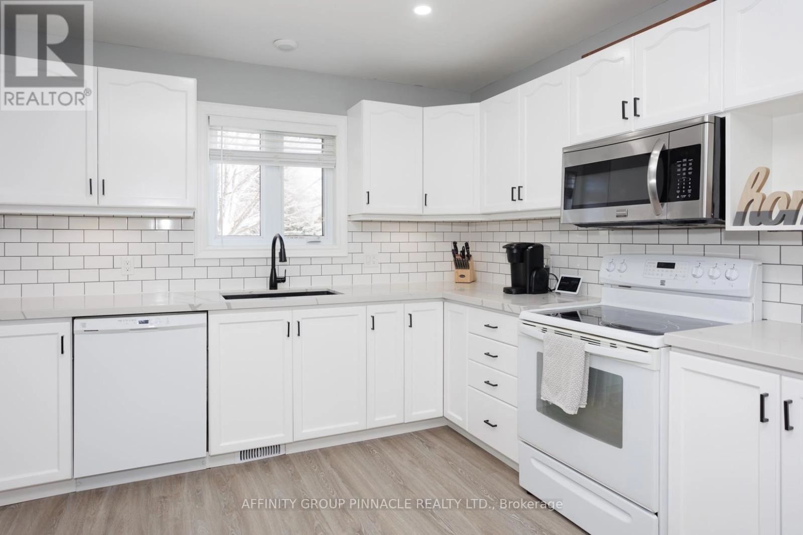 3 Dormer Road, Kawartha Lakes, Ontario K9V 6H8 - Photo 8 - X12370705