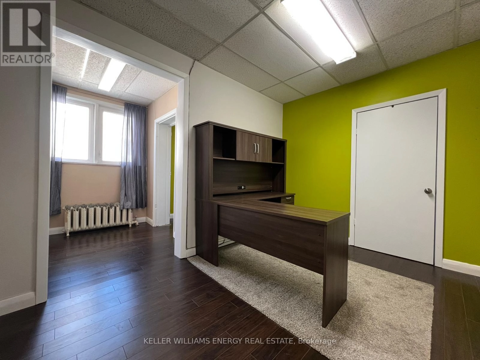 2 - 136 Simcoe Street N, Oshawa, Ontario  L1G 4S7 - Photo 2 - E12370965