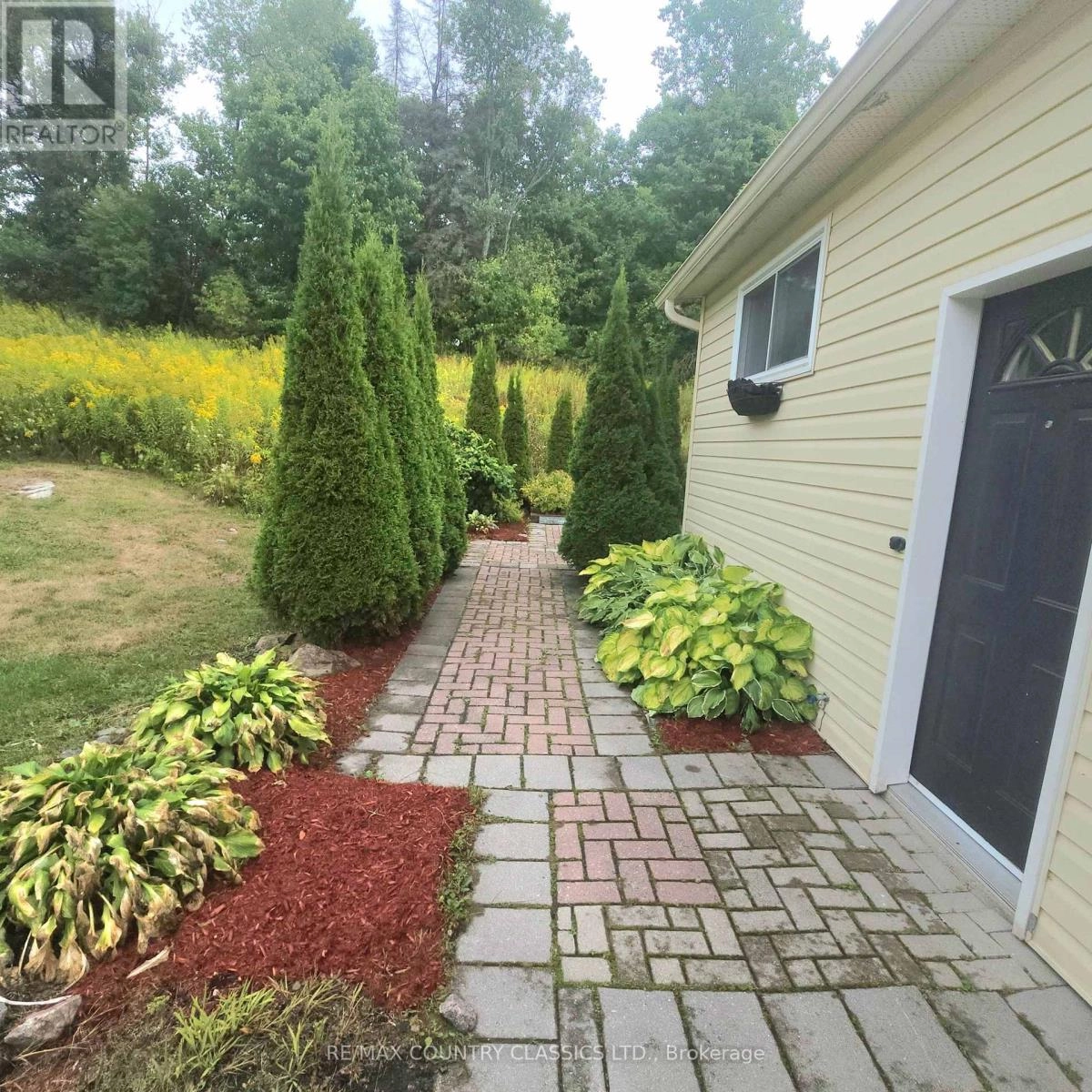 71 & 73 Cleak Avenue, Bancroft, Ontario  K0L 1C0 - Photo 1 - X12368809