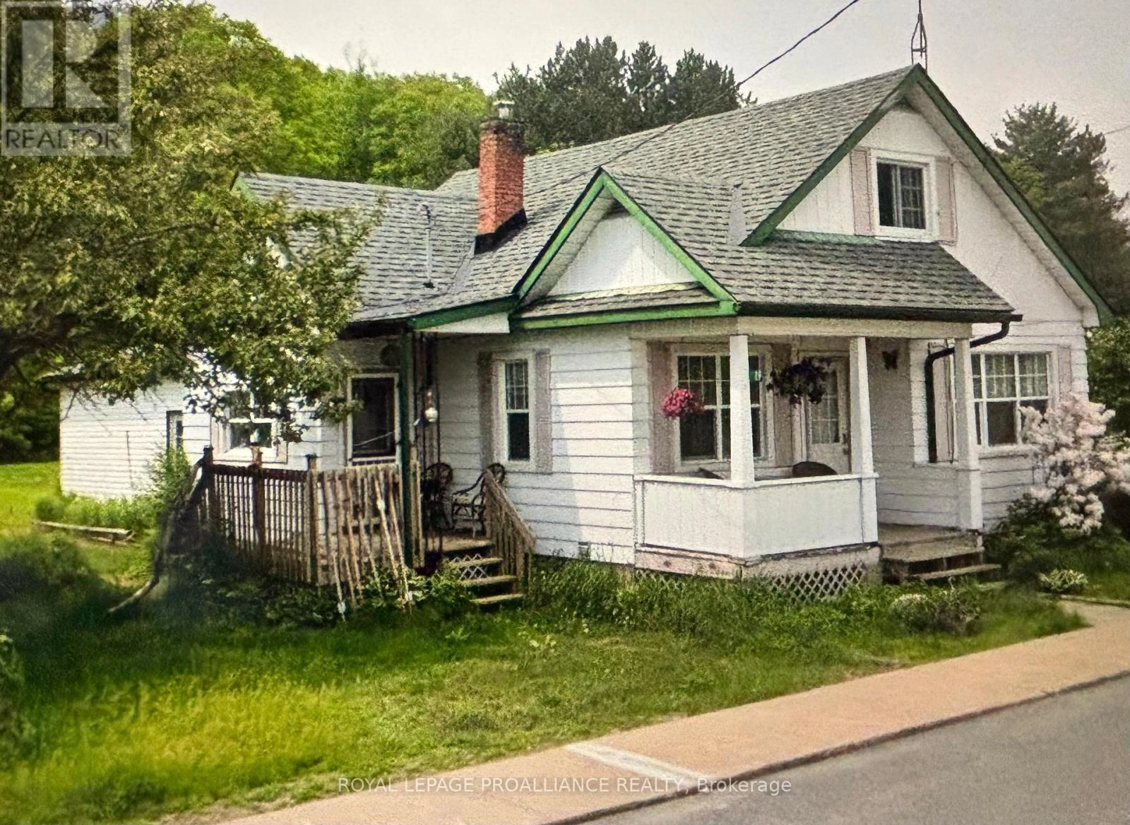 19 Wilno Street, Madawaska Valley, Ontario  K0J 1B0 - Photo 1 - X12195313