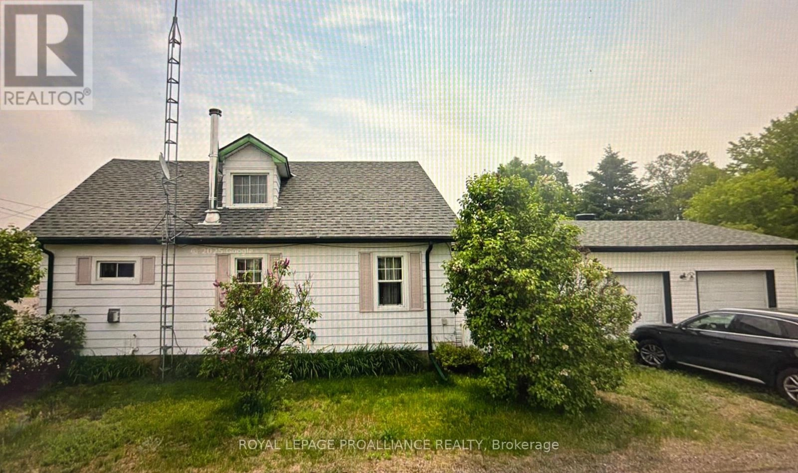 19 Wilno Street, Madawaska Valley, Ontario  K0J 1B0 - Photo 2 - X12195313