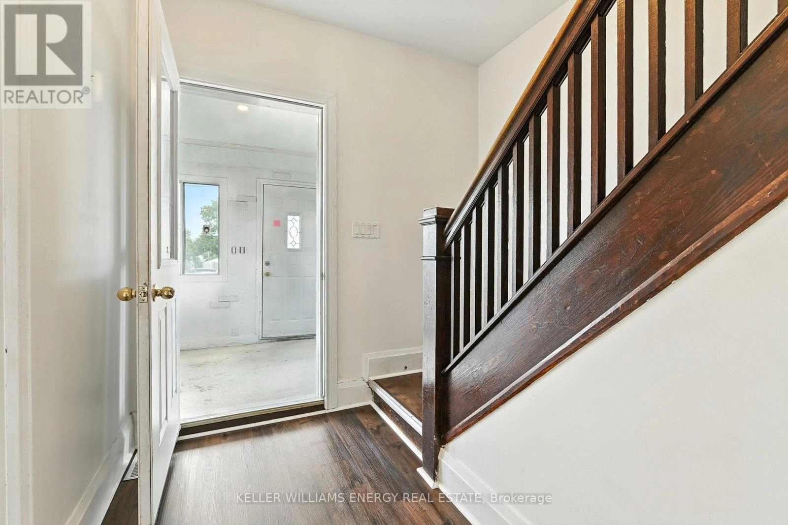 217 Drew Street, Oshawa, Ontario  L1H 5A4 - Photo 3 - E12373358