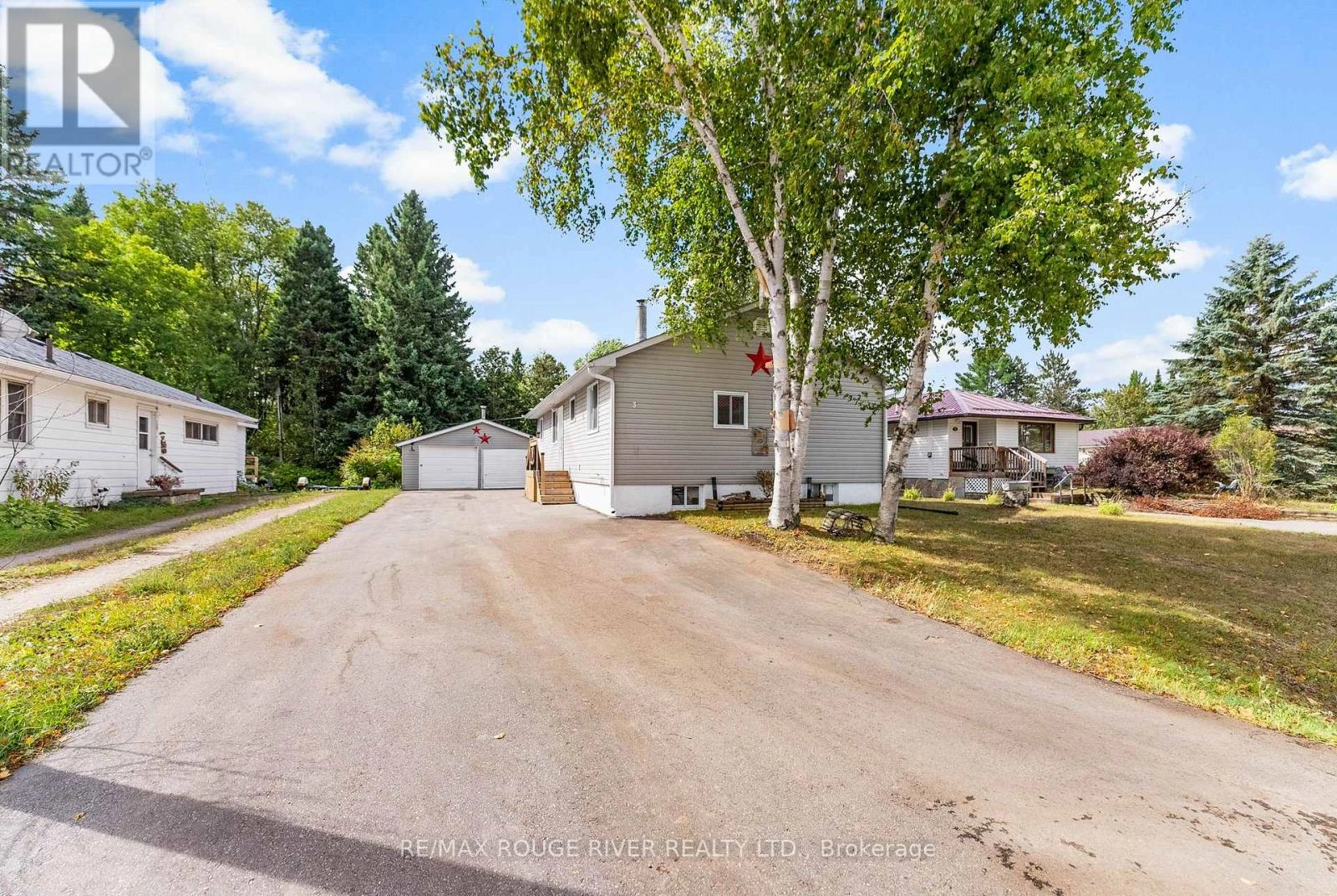 3 Short Street, Highlands East, Ontario  K0L 1M0 - Photo 1 - X12373621