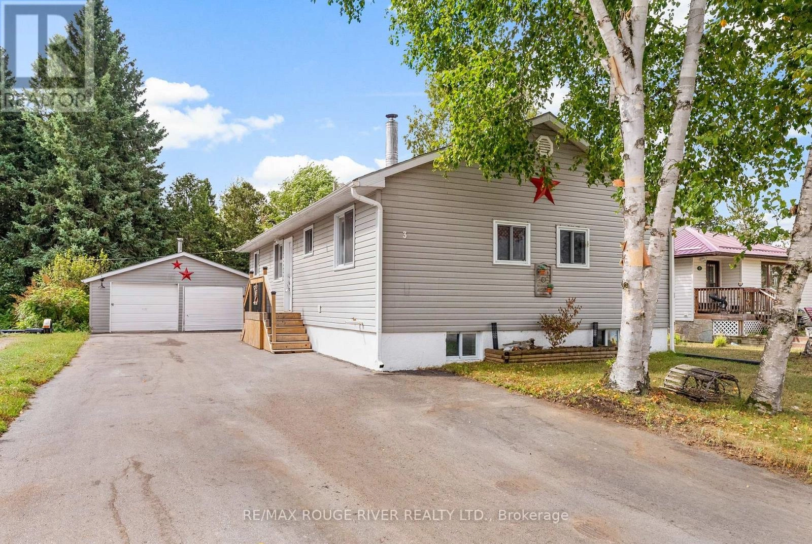 3 Short Street, Highlands East, Ontario  K0L 1M0 - Photo 2 - X12373621