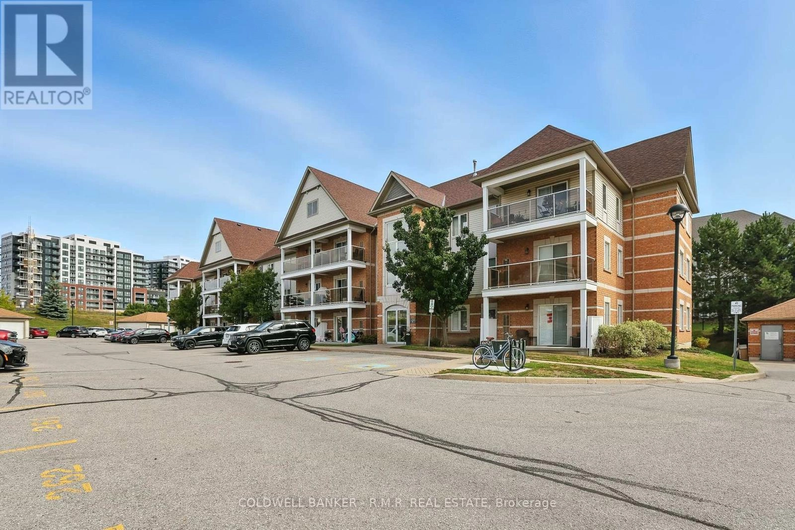 310 - 124 Aspen Springs Drive, Clarington, Ontario  L1C 0G8 - Photo 2 - E12373938