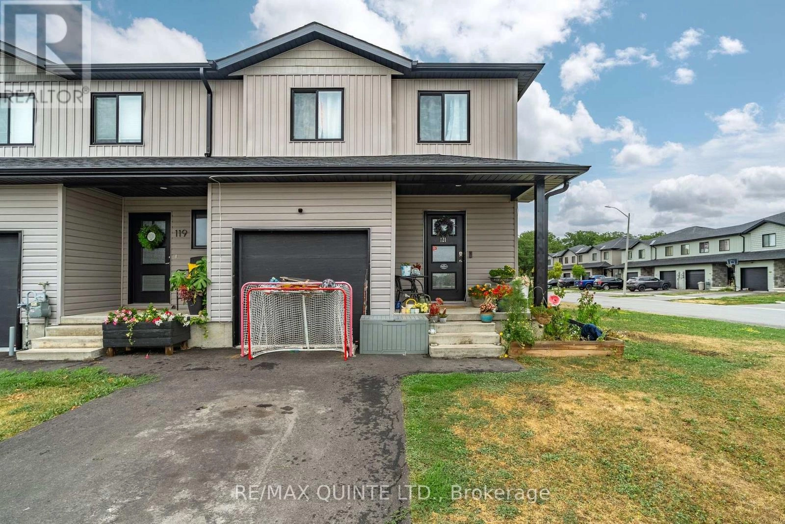 121 Kanvers Way, Greater Napanee, Ontario  K7R 3P9 - Photo 1 - X12374124