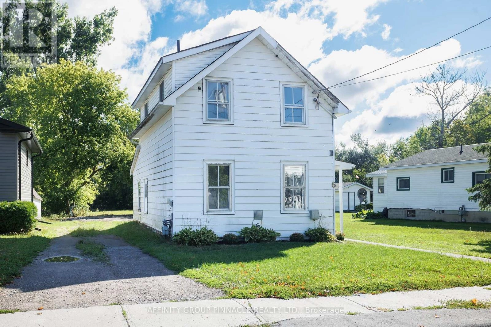 6 Duke Street, Kawartha Lakes, Ontario  K9V 2K4 - Photo 2 - X12374156
