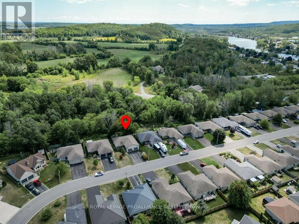 38 Cedar Creek Way, Quinte West, Ontario  K0K 2C0 - Photo 1 - X12374288