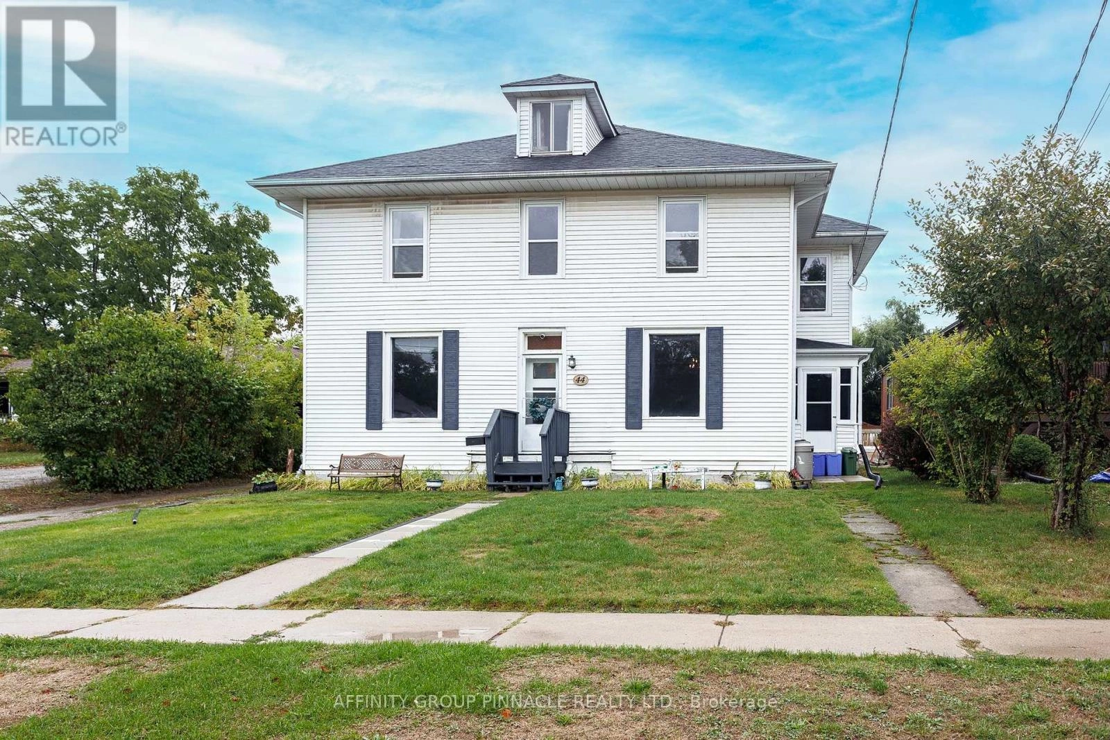 44 St Patrick Street, Kawartha Lakes, Ontario  K9V 1R3 - Photo 2 - X12374682